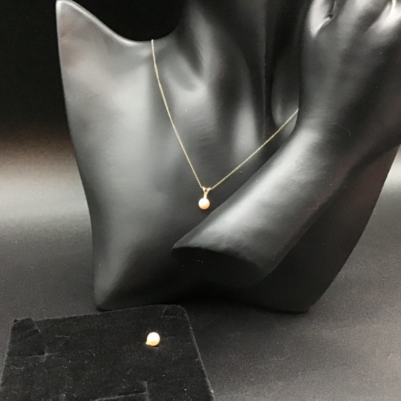 3 pieces set Pearl and Diamonds 14k Yellow Gold Necklace, Earrings, Ring - Picture 2 of 16